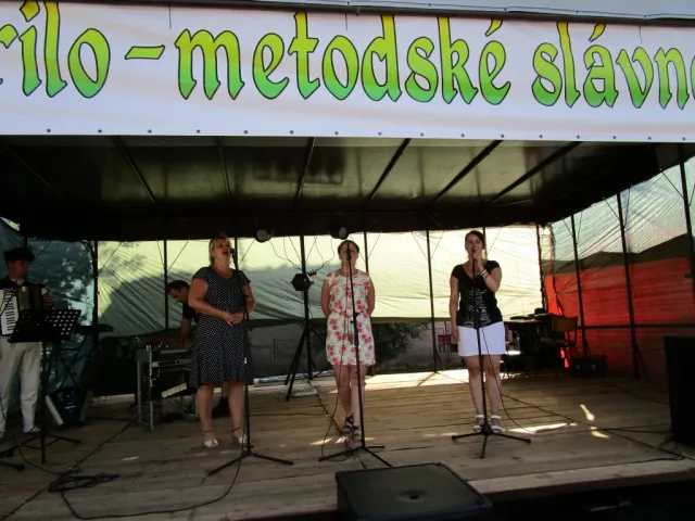 IMG_0326 (Medium).JPG