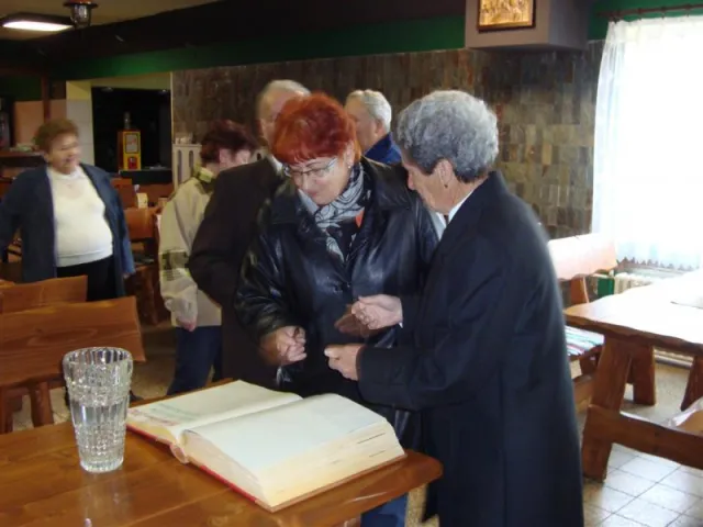 Úcta k starším 2012