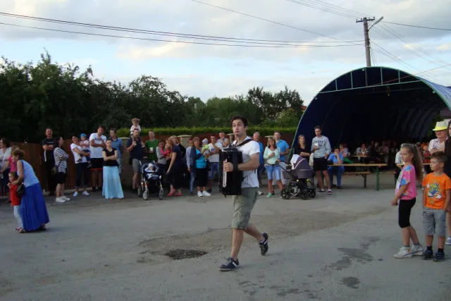 DSC09530 (Medium).JPG