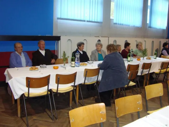 Úcta k starším 2012