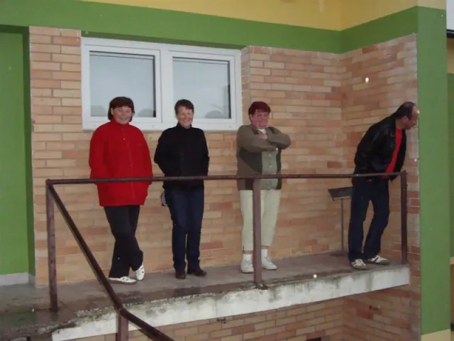 Váľanie obecného mája 2012