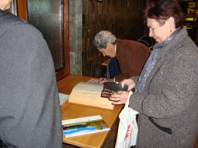 DSC09538 (Medium).JPG